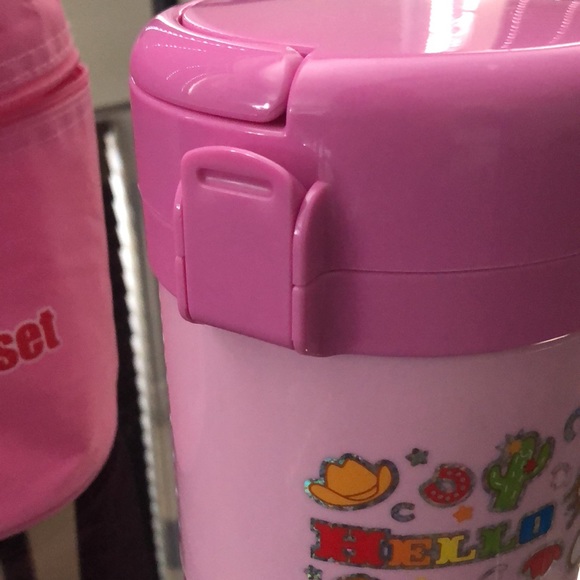 Hello Kitty Stainless Steel Lunch Thermos & Case - Picture 7 of 7